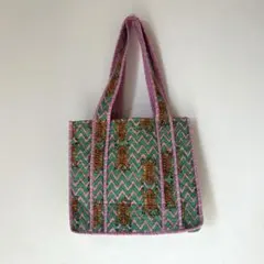 美品　インドキルティングリバーシブルショルダーバッグのサムネイル