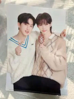 stray kids クリアファイル　フィリックス　チャンビン　ファミマ　スキズ