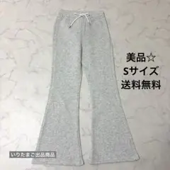 【送料無料】【美品】キレイめ韓国系フレアスウェットSサイズ