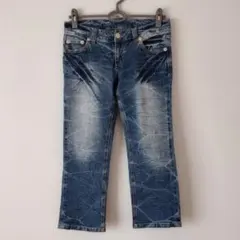 Item thumbnail for item 7b026a4b-8853-448c-9cf8-6017f2df5105