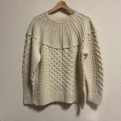 BEAMS HEARTニット アイボリー