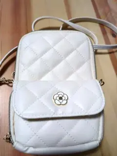 ショルダーバッグ