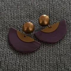 パープル 半月型 ビンテージ風 イヤリング