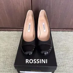 【新品】ROSSINI ロッシーニ　パンプス　ブラックのサムネイル