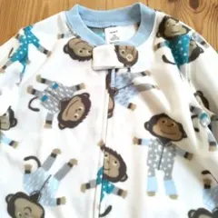 カーターズ足付カバーオールと靴下セット