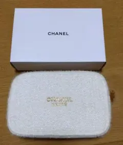 【新品・未使用】CHANEL 2024 クリスマスコフレ 限定ポーチ
