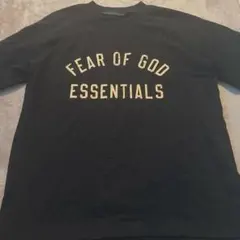 essentials fear of god tシャツ