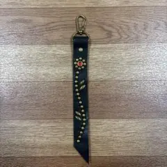 スタッズキーホルダー　本革　硬め　ハンドメイド　アメカジ HTC CALEE 風