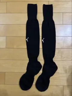 ブラック サッカーソックス ロゴ付き プーマ 美品 28～30cm