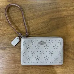 COACH コーチ リストレット ポーチ 花柄 パンチング