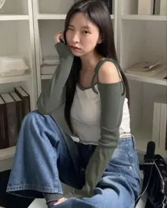 オフショル　肩出し　Tシャツ　長袖　リボン