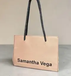 Samantha Vega ピンク　バック