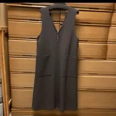 膝丈ジャンバースカート