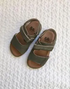 PePe キッズ サンダル オリーブグリーン　スエード