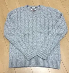TOMMY JEANS トミージーンズ　ニット トミーヒルフィガー