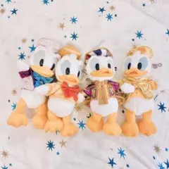 ディズニーランド25,30,35,40周年 ドナルドぬいぐるみバッジ まとめ売り