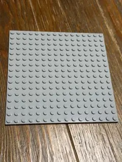 F92 レゴ　パーツ プレート 16 x 16 - 1個