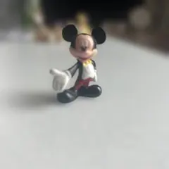 ミッキーマウス タキシード フィギュア