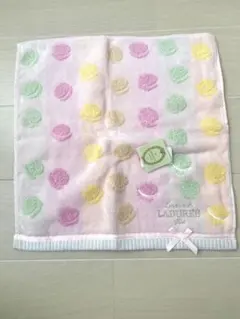Les secrets LADUREE マカロン柄 タオルハンカチのサムネイル