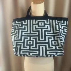 inTouch 幾何学模様トートバッグ