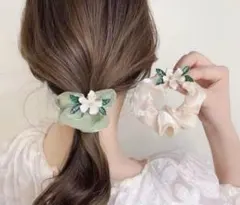 花モチーフシュシュ　色違いセット