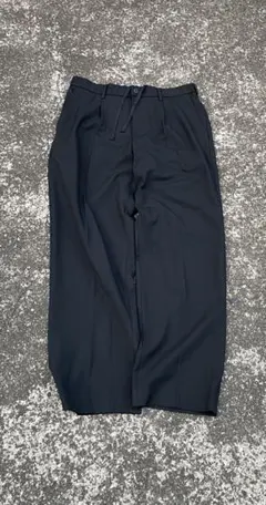 Uniqlo ブラック　スラックス