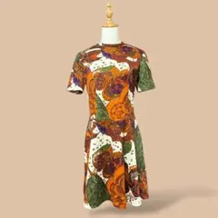 昭和レトロ ひざ丈ワンピース