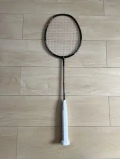 【美品】YONEX NANOSPEED 9900 バドミントンラケット 廃盤品 NANOSPEED 9900/ナノスピード 9900/YONEX/ヨネックス廃盤 Yonex