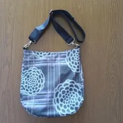 ほにやHONIYA 花柄 ショルダーバッグ