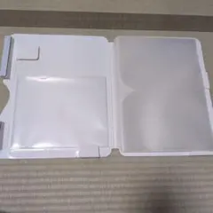 6リングバインダー ファスナータイプ 白 - メルカリ