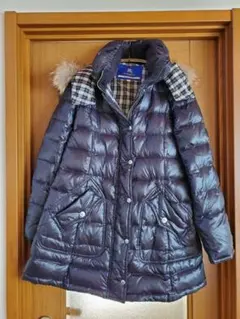 バーバリーブルーレーベルファー付き黒ダウンコート