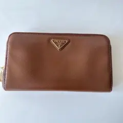 PRADA ブラウン レザー 長財布