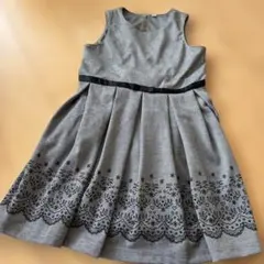 西松屋　フォーマルワンピース