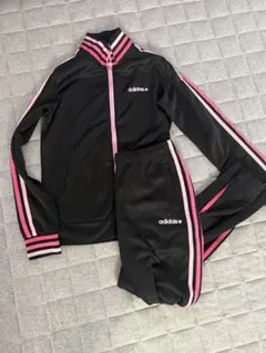 adidas ブラック ピンク ジャージ