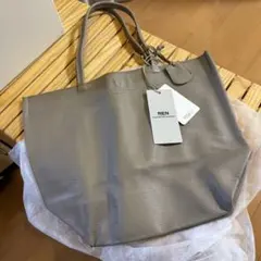 ち*ぎ様 REN independent bag トートバッグ　肩掛け　A4のサムネイル