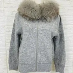 【極美品】ジャスグリッティー 豪華ブルーフォックスファー付 2WAYパーカー Mのサムネイル