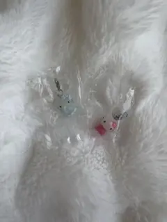 ハローキティ　めじるしアクセサリー　天使　お花