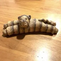 虎　とら　焼き物　ペーパーウェイト