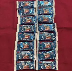 白いブラックサンダー 北海道限定　16袋【新品】のサムネイル