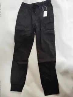 新品　アズール　カーゴパンツ　薄め生地のサムネイル