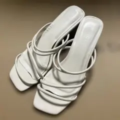 レプシム　ホワイト　サンダル　ヒールのサムネイル