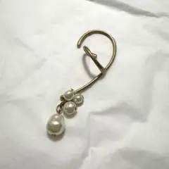 パール付きゴールドイヤーカフ