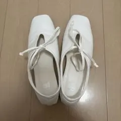 ⭐︎ コロニー2139 パンプス　白　リボン　スクエアのサムネイル