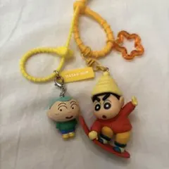 クレヨンしんちゃん　ガチャガチャ　クレーンゲーム　カラフルマルチチャーム