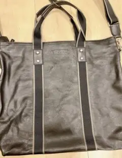 コーチ　本革　メンズ　トートバッグ　ショルダーバッグ　旅行鞄　通勤カバン　黒