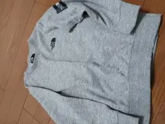 THE NORTH FACE グレー トレーナー