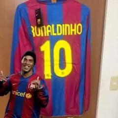 【新品】ロナウジーニョユニフォーム長袖オーセンティックパッチ付きバルセロナ