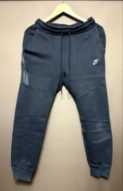 Nike テックジョガーパンツ ブラック