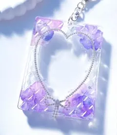 トレカケーストレカキーホルダー　デコレジンホイップキルティングお花紫【現品限】