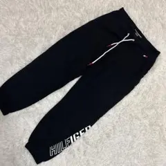 トミーヒルフィガーパンツ